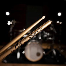 Carregar imagem no visualizador da galeria, Baqueta Gold Zildijian 5B Select Hickory