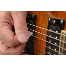 Carregar imagem no visualizador da galeria, Palheta Nylon .75mm Média D Addario Nylflex 1NFX4-10
