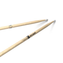 Carregar imagem no visualizador da galeria, Baqueta Attack 5A (Par) ProMark Shira Kashi Oak PW5AN
