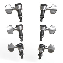 Carregar imagem no visualizador da galeria, Tarraxa Blindada Cromada 3X3 D Addario Auto-Trim PWAT-331L
