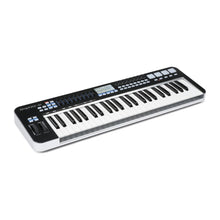 Carregar imagem no visualizador da galeria, Controlador Midi USB 49 Teclas Samson Graphite 49 SAKGR49
